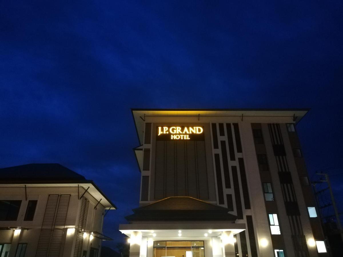 J.P.Grand Hotel Trat Bagian luar foto